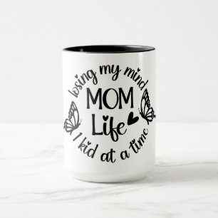Rolig MOM Liv Mugg med Fjärilsdesign
