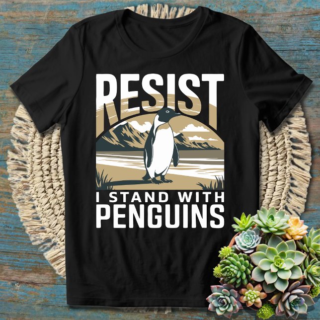 Rolig Motstånd Pingvin Aktivism T Shirt (Skapare uppladdad)