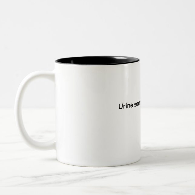 Rolig mugg för människor som njuter av sitt kaffe  (Vänster)