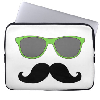 Rolig mustasch, grön solglasögonlaptop sleeve