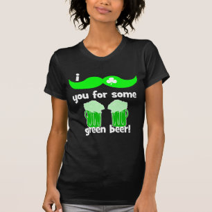 rolig mustaschst patrick's day t-shirt