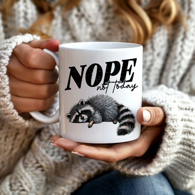 Rolig Nej Inte Idag Trött Tvättbjörn Kaffemugg (Funny, introverted raccoon, "Nope not today" mug)