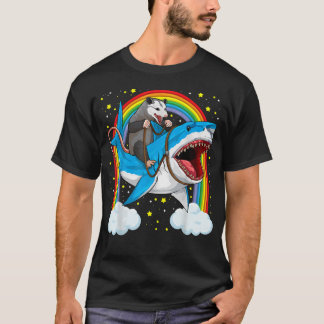 Rolig Opossum Ridning Haj Possum Marsupialdjur T Shirt