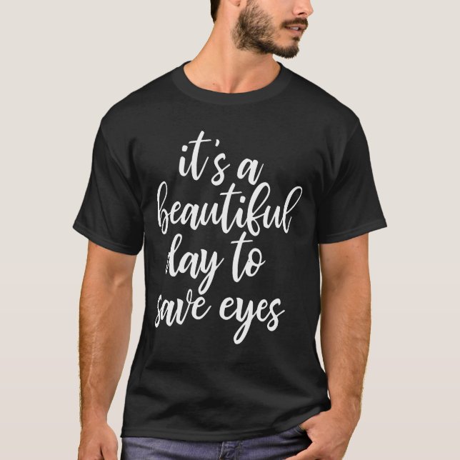 Rolig Optiker Slogan T-shirt (Framsida)