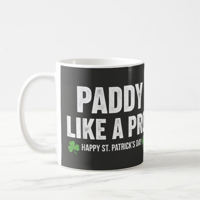 Rolig Paddy Som En Proffs St. Patrick's Day Firand Kaffemugg (Vänster)