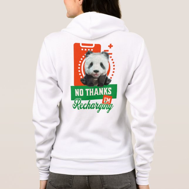 Rolig Panda Laddar Introvert Batteri Design T Shirt (Baksida)