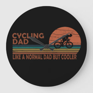 Rolig Pappa Som Cyklar Som En Normal Pappa Men Coo Stor Klocka