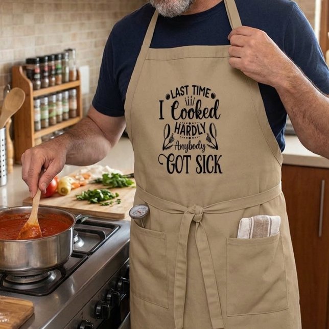 Rolig pappa som lagar mat  långt förkläde (Skapare uppladdad)