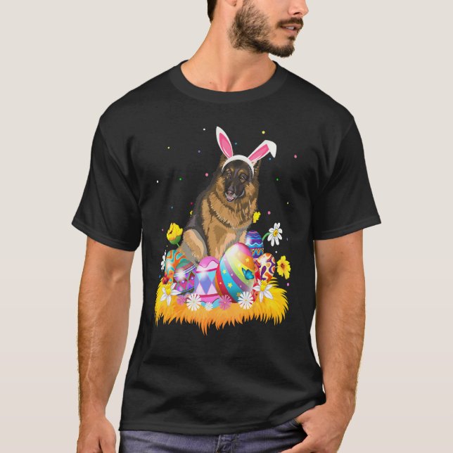 Rolig påskägg  tysk schäferhund påsksundae t shirt (Framsida)