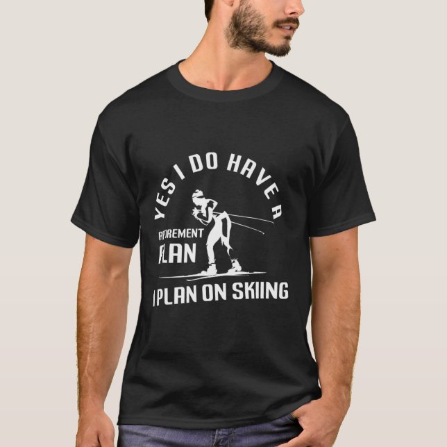 Rolig Pensionär Skiing  T Shirt (Framsida)