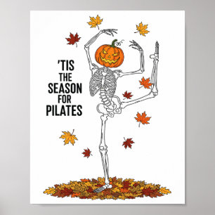 Rolig Pilates Skelett Pumpa Yoga Halloween Höst Poster