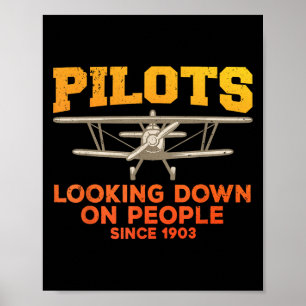 Rolig pilotdesign för män kvinnor flyg flygplan poster