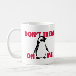 Rolig politisk meme pingvin tariff kaffemugg