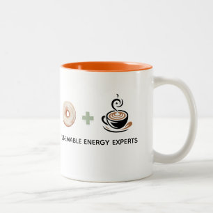 Rolig present till expert på förnybar energi Två-Tonad mugg