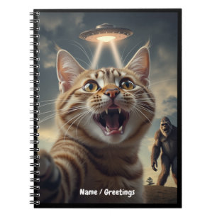  Rolig present till katt som tar selfie med UFO oc Anteckningsbok