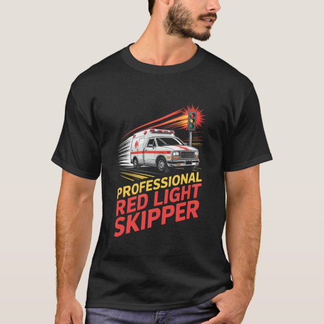 Rolig Professionell Rött Ljus Skipper Sjukvårdare  T Shirt (Framsida)