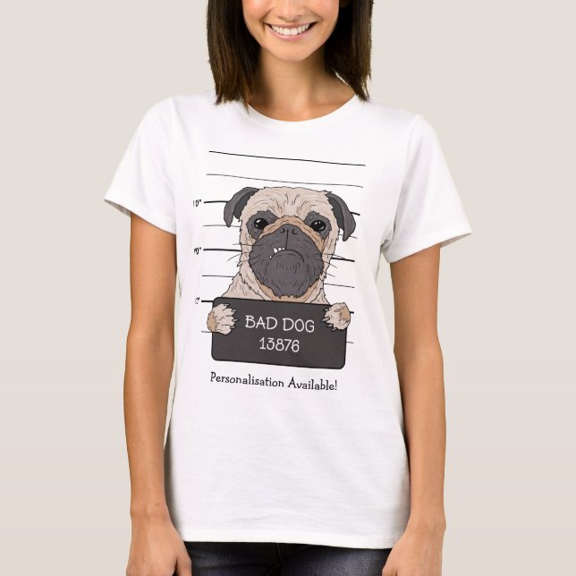 Rolig Pug Mugshot  T Shirt (Framsida)