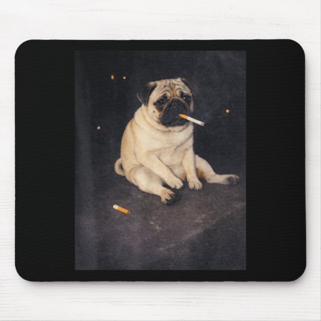 Rolig Pug Rökande Meme Cigaretthund Meme Gata Musmatta (Framsidan)