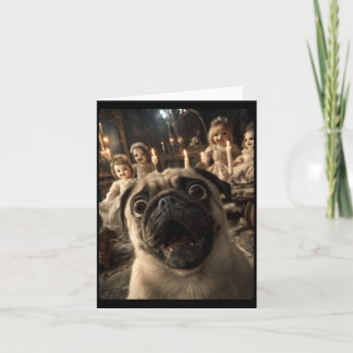 Rolig Pug Selfie Med Kusliga Dockor Skräck Kort