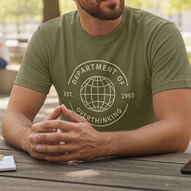 Rolig Retro Avdelning för Övertänkande Introvert T Shirt (Skapare uppladdad)