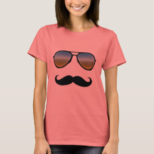 Rolig Retro solglasögon med moustachen T Shirt
