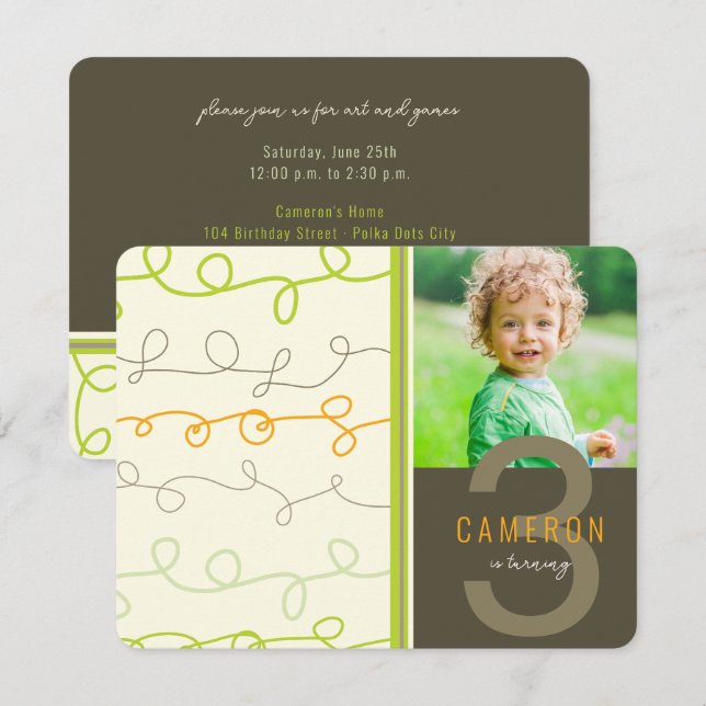 Rolig retrokonst klotter linjer barn födelsedagsfo inbjudningar (Fram/baksida)