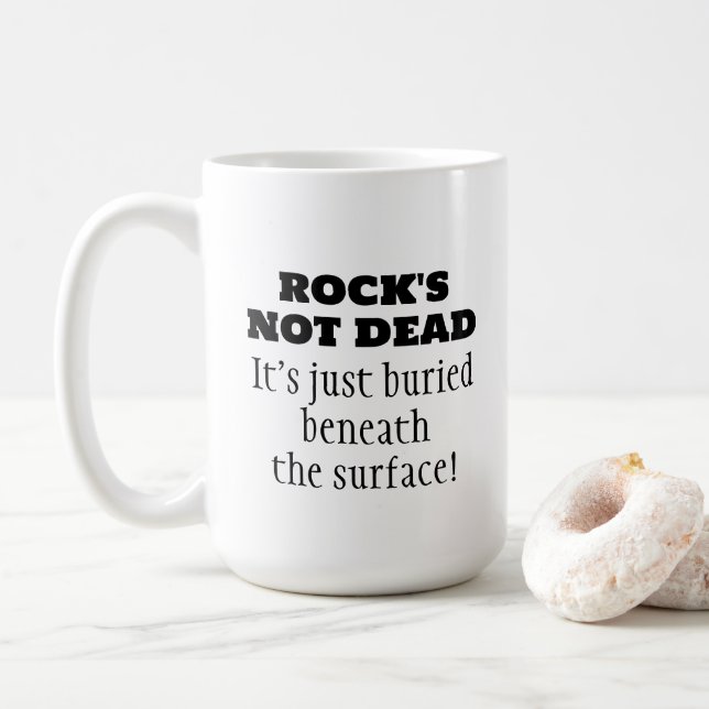 Rolig Rock är inte död Musik Citat Kaffemug Kaffemugg (Med munk)