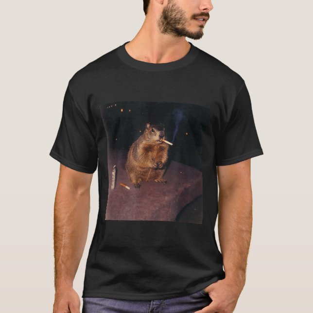 Rolig Rökande Murmeldjur Cigaret Gen Z Retro Meme T Shirt (Framsida)