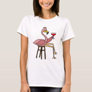 Rolig rosa Flamingo som dricker rött vin T-shirt