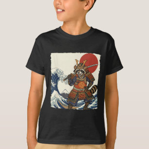 Rolig samuraj tvättbjörn japansk krigare & konst t shirt