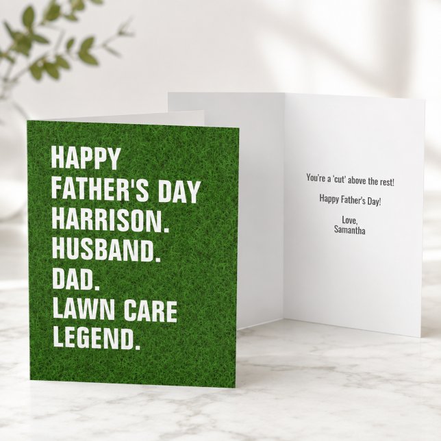Rolig Sarksastisk Gräsklippningslegend Fadersdag  Helgkort (Add name to personalize, all text is editable, change any other words if required)