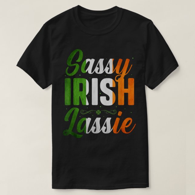 Rolig Sassy Irländsk Tjej  Saint Patrick's Day Pre T Shirt (Design framsida)