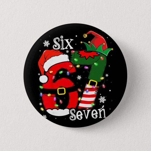 Rolig Six Seven 67 Meme 6 7 Elf Santa Jul Pyjamas Knapp (Framsida)