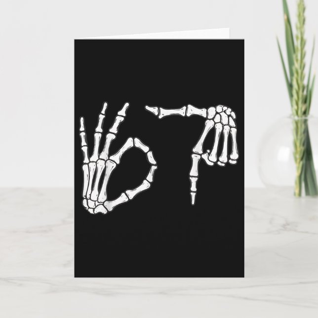 Rolig Six Seven 6 7 Meme 67 Skelett Hand Halloween Kort (Framsida)