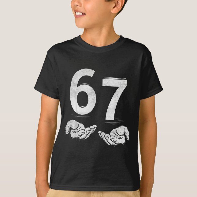 Rolig Six Seven 6 7 Meme Gen Alpha Slang 6 7 Hände T Shirt (Framsida)