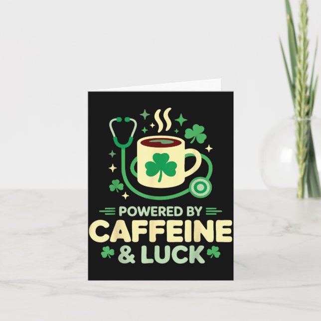 Rolig sjuksköterska driven av kaffe tur st patrick kort (Framsida)