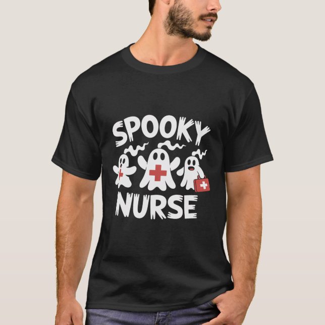 Rolig Sjuksköterska Halloween T Shirt (Framsida)