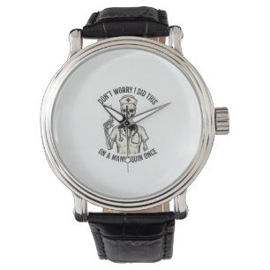 Rolig Sjuksköterske Skelett Spruta Vintage Gravyr Armbandsur
