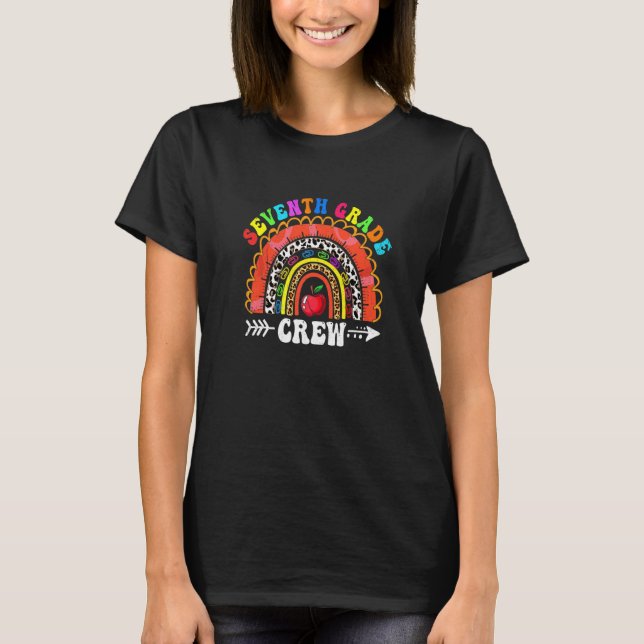 Rolig sjunde klass besättning regnbåge första dage t shirt (Framsida)