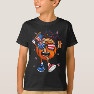 Rolig skelett håller varmkorv självständighetsdag t shirt