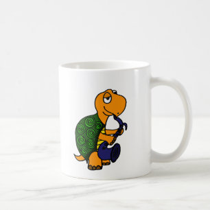 Rolig sköldpadda som leker en saxofon kaffemugg