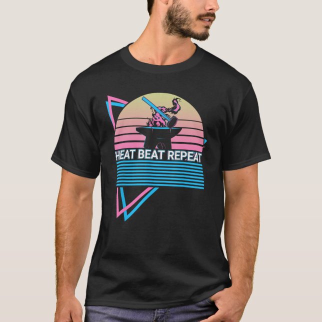 Rolig smed smide smedja retro värme t shirt (Framsida)