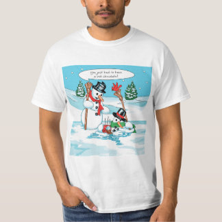 Rolig snögubbe med den varma chokladtecknaden t-shirt