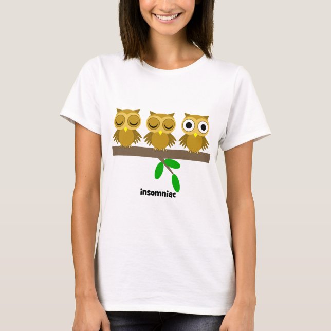 rolig sömnlös uggla t-shirt (Framsida)