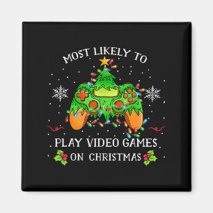 Rolig spelare som troligen spelar videospel på jul magnet