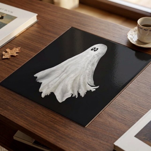 Rolig Spökritning från Halloweens Förflutna Kakelplatta (Skapare uppladdad)