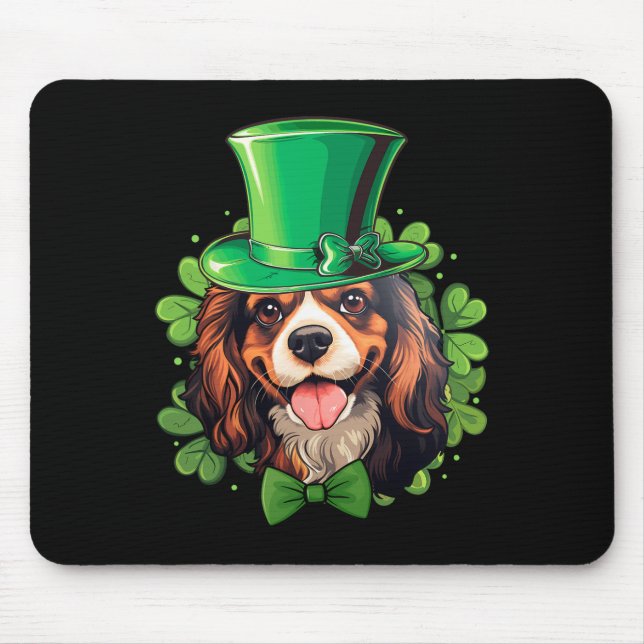 Rolig St Patricks Cavalier King Charles Spaniel  Musmatta (Framsidan)
