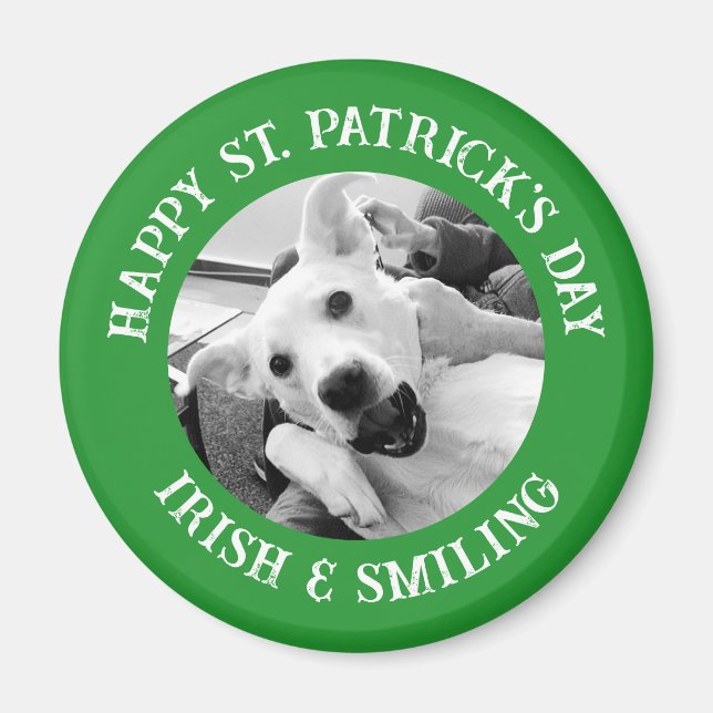 Rolig St. Patrick's Day irländsk och leende hund Magnet (Framsidan)
