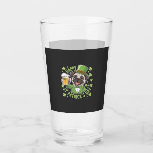 Rolig St. Patrick's Day Mops med Ölmugg Glaskopp
