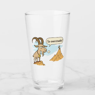 Rolig Stenbock Get – Så Överbefolkad Tecknad Glaskopp